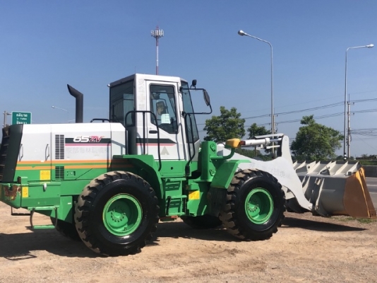 ขายรถตักล้อยาง KAWASAKI 65ZV-2 ปี 2012 (เทียบเท่า WA320) นำเข้าเองจากญี่ปุ่น สภาพสวยพร้อมใช้ มีVDOการทำงานครับ