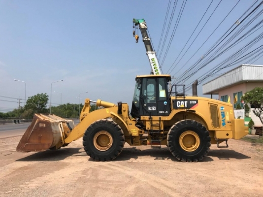 ขายรถตักล้อยาง CAT 972H ปี 2011 นำเข้าเองจากญี่ปุ่น สภาพสวยพร้อมใช้ มีVDOการทำงานครับ
