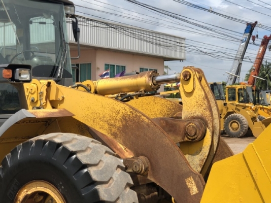 ขายรถตักล้อยาง HITACHI ZW220 (เทียบเท่า WA380-6) นำเข้าเองจากญี่ปุ่น สภาพสวยพร้อมใช้ มีVDOการทำงานครับ