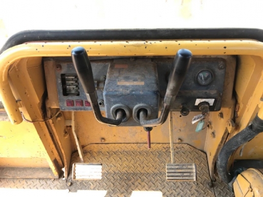 ขายรถดันดิน KOMATSU D31PL-18 (D3 รุ่น6) นำเข้าเองจากญี่ปุ่น สภาพสวยพร้อมใช้ มีVDOการทำงานครับ