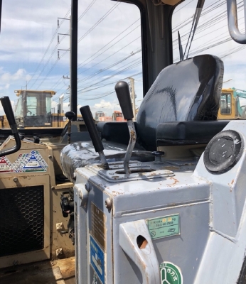 ขายรถดันดิน CAT D3C (4XX ชั่วโมง) นำเข้าเองจากญี่ปุ่น สภาพสวยพร้อมใช้ มีVDOการทำงานครับ