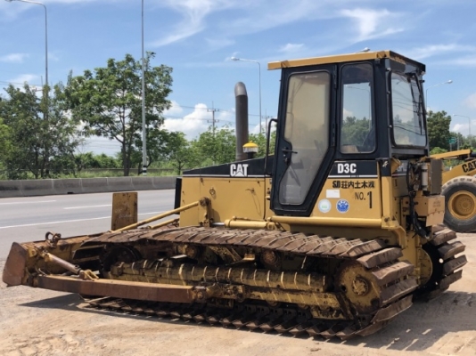 ขายรถดันดิน CAT D3C (4XX ชั่วโมง) นำเข้าเองจากญี่ปุ่น สภาพสวยพร้อมใช้ มีVDOการทำงานครับ