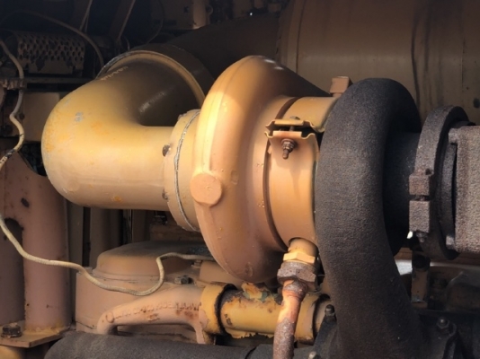 ขายรถดันดิน KOMATSU D80P-12 (D8) นำเข้าเองจากญี่ปุ่น สภาพสวยพร้อมใช้ มีVDOการทำงานครับ ขายรถดันดิน KOMATSU D80P-12 (D8) นำเข้าเองจากญี่ปุ่น สภาพสวยพร้อมใช้ มีVDOการทำงานครับ