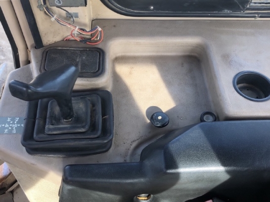 ขายรถดันดิน CAT D5M (5,XXX ชั่วโมง) นำเข้าเองจากญี่ปุ่น สภาพสวยพร้อมใช้ มีVDOการทำงานครับ ขายรถดันดิน CAT D5M (5,XXX ชั่วโมง) นำเข้าเองจากญี่ปุ่น สภาพสวยพร้อมใช้ มีVDOการทำงานครับ