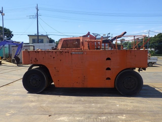 ขายรถบด 9 ล้อ KAWASAKI KR20C นำเข้าเองจากญี่ปุ่น สภาพสวยพร้อมใช้ ถึงเร็วๆนี้ครับ ขายรถบด 9 ล้อ KAWASAKI KR20C นำเข้าเองจากญี่ปุ่น สภาพสวยพร้อมใช้ ถึงเร็วๆนี้ครับ