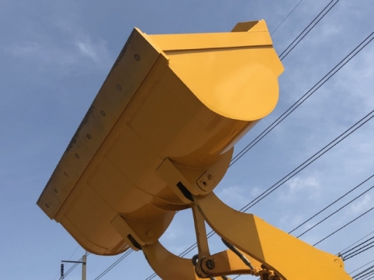 ขายรถตักล้อยาง KOMATSU WA200-1 นำเข้าเองจากญี่ปุ่น สภาพสวยพร้อมใช้ มีVDOการทำงานครับ