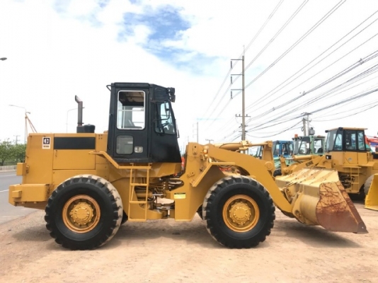 ขายรถตักล้อยาง CAT 936Z (4,XXX ชั่วโมง) นำเข้าเองจากญี่ปุ่น สภาพสวยพร้อมใช้ มีVDOการทำงานครับ
