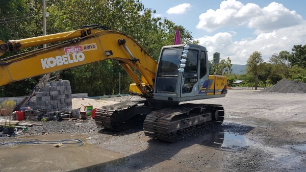 รถแบคโฮ KOBELCO SK 200-3 เอกสารซื้อขาย  ตามสภาพ ราคาต่อรองได้