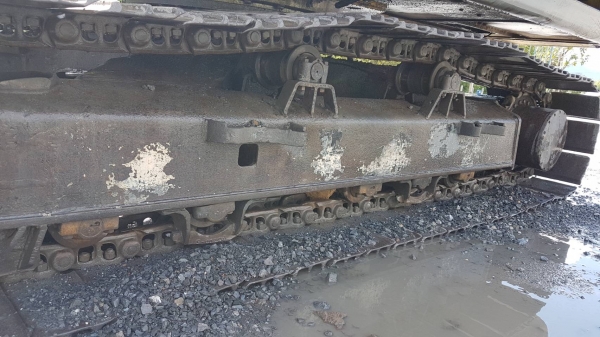 รถแบคโฮ KOBELCO SK 200-3 เอกสารซื้อขาย ตามสภาพ ราคาต่อรองได้ รถแบคโฮ KOBELCO SK 200-3 เอกสารซื้อขาย ตามสภาพ ราคาต่อรองได้