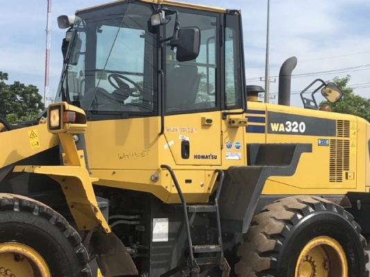 ขายรถตักล้อยาง KOMATSU WA320-6 ปี 2012 นำเข้าเองจากญี่ปุ่น สภาพสวยพร้อมใช้ มีVDOการทำงานครับ