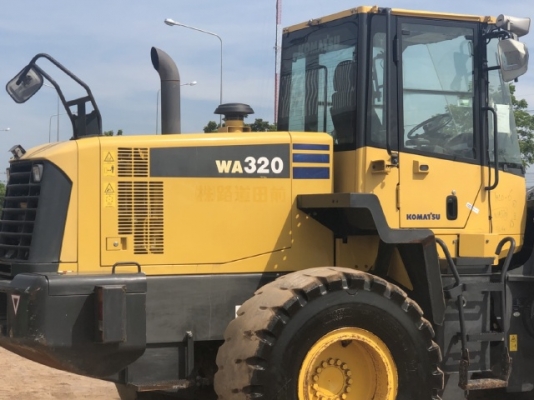 ขายรถตักล้อยาง KOMATSU WA320-6 ปี 2012 นำเข้าเองจากญี่ปุ่น สภาพสวยพร้อมใช้ มีVDOการทำงานครับ