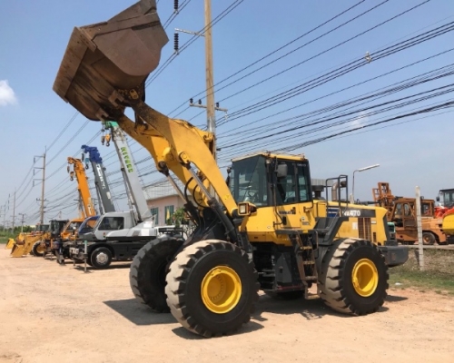 ขายรถตักล้อยาง KOMATSU WA470-6 ปี 2010 นำเข้าเองจากญี่ปุ่น สภาพสวยพร้อมใช้ มีVDOการทำงานครับ