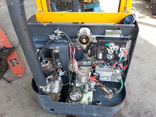 ขายรถยกไฟฟ้า 1.2 ตัน