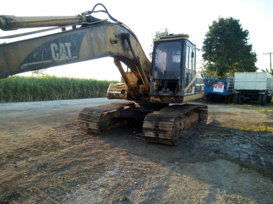 รถแบคโฮ CAT320B