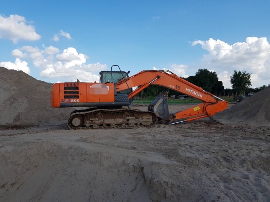 ขายรถแบ็คโฮ ฮิตาชิ ZX 200 5G เอกสารเล่มทะเบียน ราคา 1,650,000 สนใจ 093-2795977