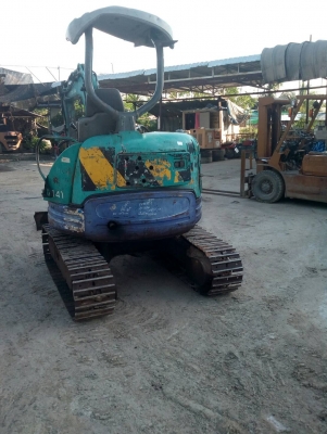 ขายรถขุด KOMATSU PC30FR-1 เครื่องKomatsu เครื่องยนต์3D82 ขนาด 3 สูบ คอนโทรลน้ำมัน ปั้มนิ้ว แทรคเหล็ก ใบมีด มีหลังคา รถเก่าบริษัท สภาพพร้อมใช้งาน (มีลายเจาะ ขายพร้อมหัวกระแทกและบุ้งกี๋)