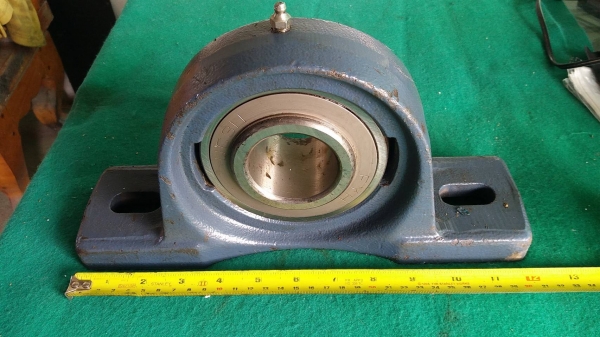 ลูกปืนตุ๊กตา