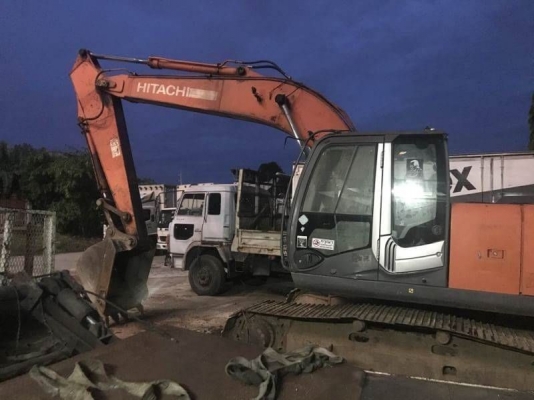 ขาย 1,100,000 แม็คโคร HITACHI zx 200-3 เล่มทะเบียนไฟฟ้าครบ เครื่องดี ปั้มแรง เอวแน่น ช่วงล่างแน่น พร้อมใช้งาน รถอยู่ กทม. 090-772-3710 090-772-3708