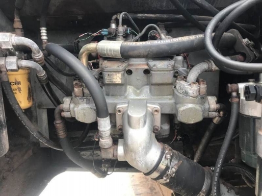 ขาย 1,100,000 แม็คโคร HITACHI zx 200-3 เล่มทะเบียนไฟฟ้าครบ เครื่องดี ปั้มแรง เอวแน่น ช่วงล่างแน่น พร้อมใช้งาน รถอยู่ กทม. 090-772-3710 090-772-3708