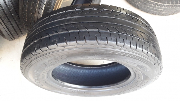 ยาง205/70/15 ปี4917 GOODYEAR DURASPORT 4 เส้น ยาง205/70/15 ปี4917 GOODYEAR DURASPORT 4 เส้น