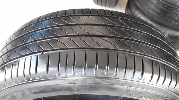 ยาง205/60/16 ปี4715 MICHELIN PRIMACY 3ST 4 เส้น