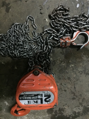 รอกสาวญี่ปุ่น 2 ตัน เกือบใหม่ ราคา4500 ฿