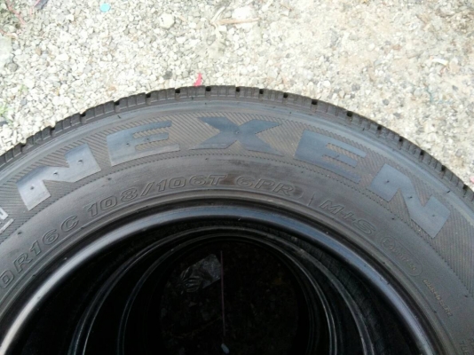 ขายยาง 215/70R16 NEXEN MADE IN KOREA ปี16 ดอกยางเต็มสวยสดเท่ากันทุกเส้น ชุดละ 2800 บาท พร้อมใส่ ถ่วง