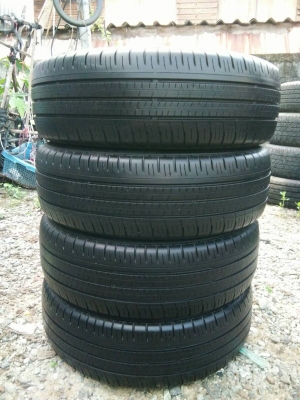ขายยาง 195/60R16 DUNLOP ปี18 ดอกยางเต็มหนาสดเท่ากันไม่ร้าวไม่กินข้างไม่มีปะ ชุดละ 2800 บาท พร้อมใส่ 