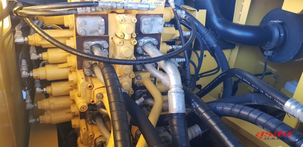 ขายรถแบคโฮ KOMATSU PC200-8MO ซีเรียลสูง กล้องหลัง กรองอากาศหลัง ใช้งานเพียง 5 พันชั่วโมง สภาพนางฟ้า เอกสารชุดแจ้งจำหน่ายฯ ขายรถแบคโฮ KOMATSU PC200-8MO ซีเรียลสูง กล้องหลัง กรองอากาศหลัง ใช้งานเพียง 5 พันชั่วโมง สภาพนางฟ้า เอกสารชุดแจ้งจำหน่ายฯ