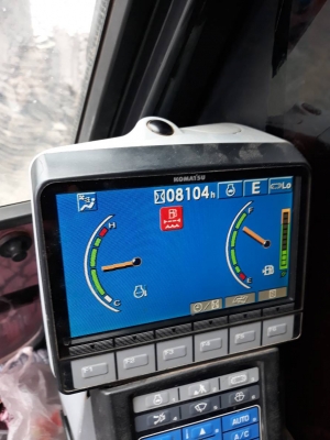 ขายรถแบคโฮ KOMATSU PC200-8MO ใช้งาน 8 พันชั่วโมง สภาพเทพบุตร เอกสารเล่มทะเบียน