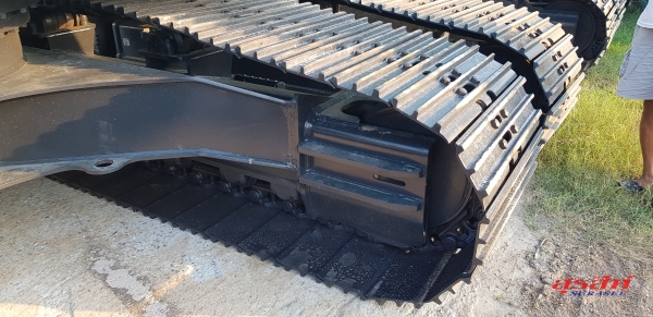 ขายรถแบคโฮ KOBELCO SK200-8 Yn12 SuperXM เวอร์ชั่นสุดท้ายก่อนขึ้นรุ่น 10 ใช้งาน 4 พันชั่วโมง สภาพนางงามจักรวาล