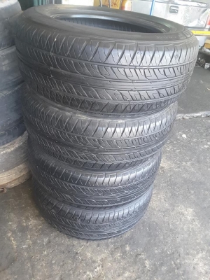 Dunlop PT2 ขนาด 265-65-17 ปี14 สภาพดี สวยๆ 1ชุด Dunlop PT2 ขนาด 265-65-17 ปี14 สภาพดี สวยๆ 1ชุด