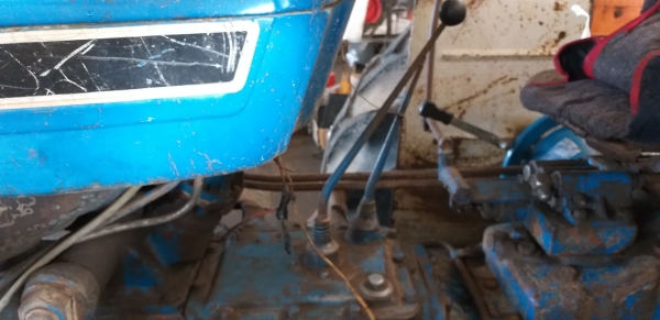 ขายรถไถฟอร์ด6610