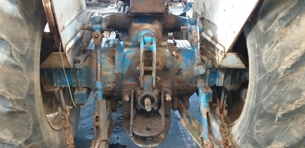 ขายรถไถฟอร์ด6610