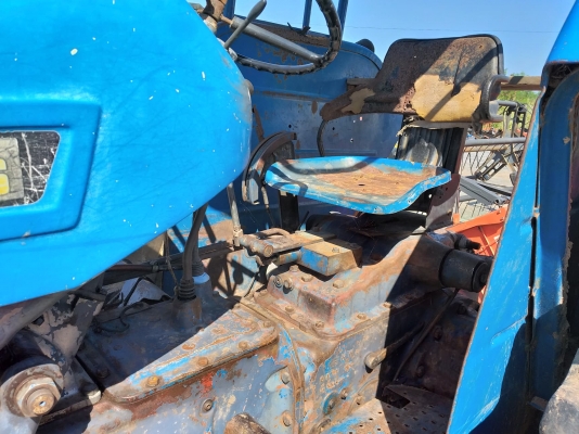 ขายรถไถฟอร์ด 6600