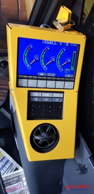 ขายรถแบคโฮ KOMATSU PC200-8MO ซีเรียลสูง กล้องหลัง กรองอากาศหลัง ใช้งานเพียง 5 พันชั่วโมง สภาพนางฟ้า ขายรถแบคโฮ KOMATSU PC200-8MO ซีเรียลสูง กล้องหลัง กรองอากาศหลัง ใช้งานเพียง 5 พันชั่วโมง สภาพนางฟ้า