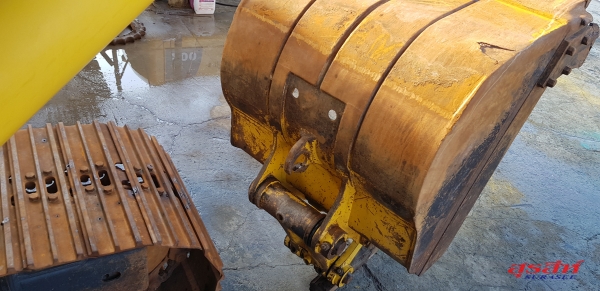 ขายรถแบคโฮ KOMATSU PC200-8MO ซีเรียลสูง กล้องหลัง กรองอากาศหลัง ใช้งานเพียง 5 พันชั่วโมง สภาพนางฟ้า ขายรถแบคโฮ KOMATSU PC200-8MO ซีเรียลสูง กล้องหลัง กรองอากาศหลัง ใช้งานเพียง 5 พันชั่วโมง สภาพนางฟ้า