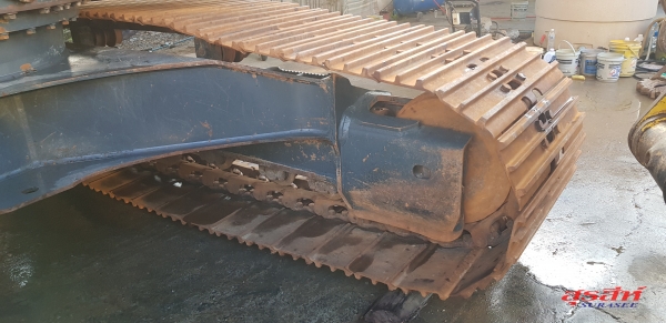 ขายรถแบคโฮ KOMATSU PC200-8MO ซีเรียลสูง กล้องหลัง กรองอากาศหลัง ใช้งานเพียง 5 พันชั่วโมง สภาพนางฟ้า ขายรถแบคโฮ KOMATSU PC200-8MO ซีเรียลสูง กล้องหลัง กรองอากาศหลัง ใช้งานเพียง 5 พันชั่วโมง สภาพนางฟ้า