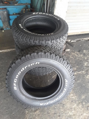 BF KO1 USA. 245-70-16 ปี12 สภาพสวยๆ 1ชุด
