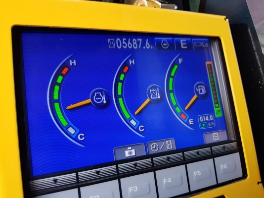 ขายด่วน!! Komatsu PC200-8 MO สภาพนางฟ้าค่ะ