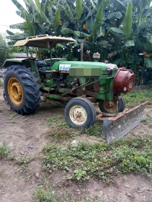 ขายถูกครับรถไถJOHNDEER160000เอกสารใบซื้อขายครับผมไม่มีเล่มทะเบียนครับรถใช้งานได้ปกติครับผม