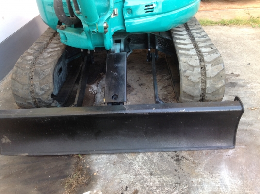 โคมัตสุ30MR-1เก็บงานทําสีใหม่เปลี่ยนสลัก