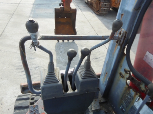 ขายรถขุดIHI IS-55UX เครื่องยนต์ ISUZU - 3AB1 ขนาด 3 สูบ คอนโทรลน้ำมัน ปั้มนิ้ว แทรคยาง มีใบมีด รถเก่านอก มีเอกสาร