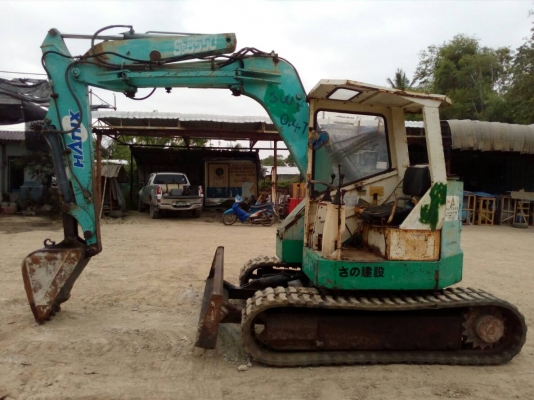 ขายรถขุดHANIX SB550 เครื่องยนต์ MITSUBISHI-K4M คอนโทรลน้ำมัน ปั๊มเฟือง 3ตอน มีลายเจาะ ใบมีด แทรคยาง รถเก่านอกมีเอกสาร