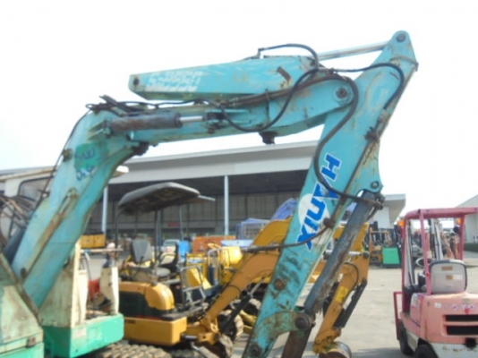 ขายรถขุดHANIX SB550 เครื่องยนต์ MITSUBISHI-K4M คอนโทรลน้ำมัน ปั๊มเฟือง 3ตอน มีลายเจาะ ใบมีด แทรคยาง รถเก่านอกมีเอกสาร