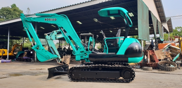 ขาย รถขุด KOBELCO รุ่น SK035 มือสองญี่ปุ่น แทรกเหล็ก สลัก บูทเอวแน่น 100\% คอนโทรลสั้น ปั้มนิ้ว สวยพร้อมใช้งาน มือถือ 0818753444