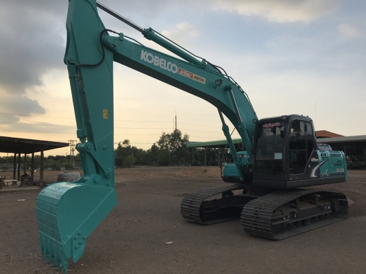 ขายKOBELCO SK200-8 Super-XM 6000 ชั่วโมง สภาพสวยๆพร้อมใช้งาน สนใจติดต่อโดยตรง 081-4283210
