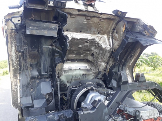 ขายครับ อีสุ เดก้า 6ล้อ เครื่อง200 แรง ปี48 ยุโร 2 หัวชัชชี. ยาว 7.2 ม. สวยเดิม ราคา 680,000 สนใจ 089-5367218 081-4252943