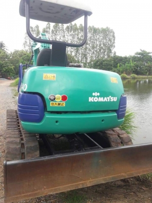 ขายจ้า..KOMATSU  PC40-7  เก่านอกแท้  สภาพสวย  มีลายแย๊ก  เครื่องปั๊มดี  พร้อมใช้  โทร  089-3818694  จ๊อย