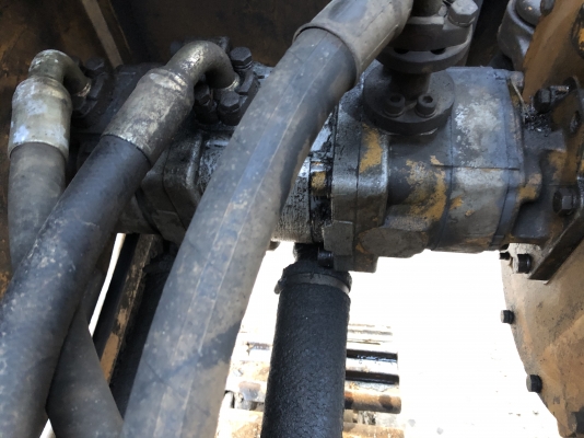 ขายแมคโคKOMATSU 120-1 บูมยาว ขายแมคโคKOMATSU 120-1 บูมยาว